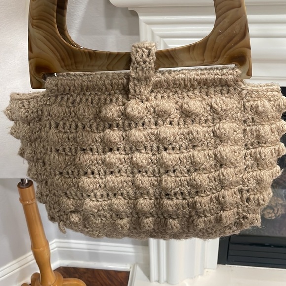 Vintage style knit purse - Picture 3 of 6